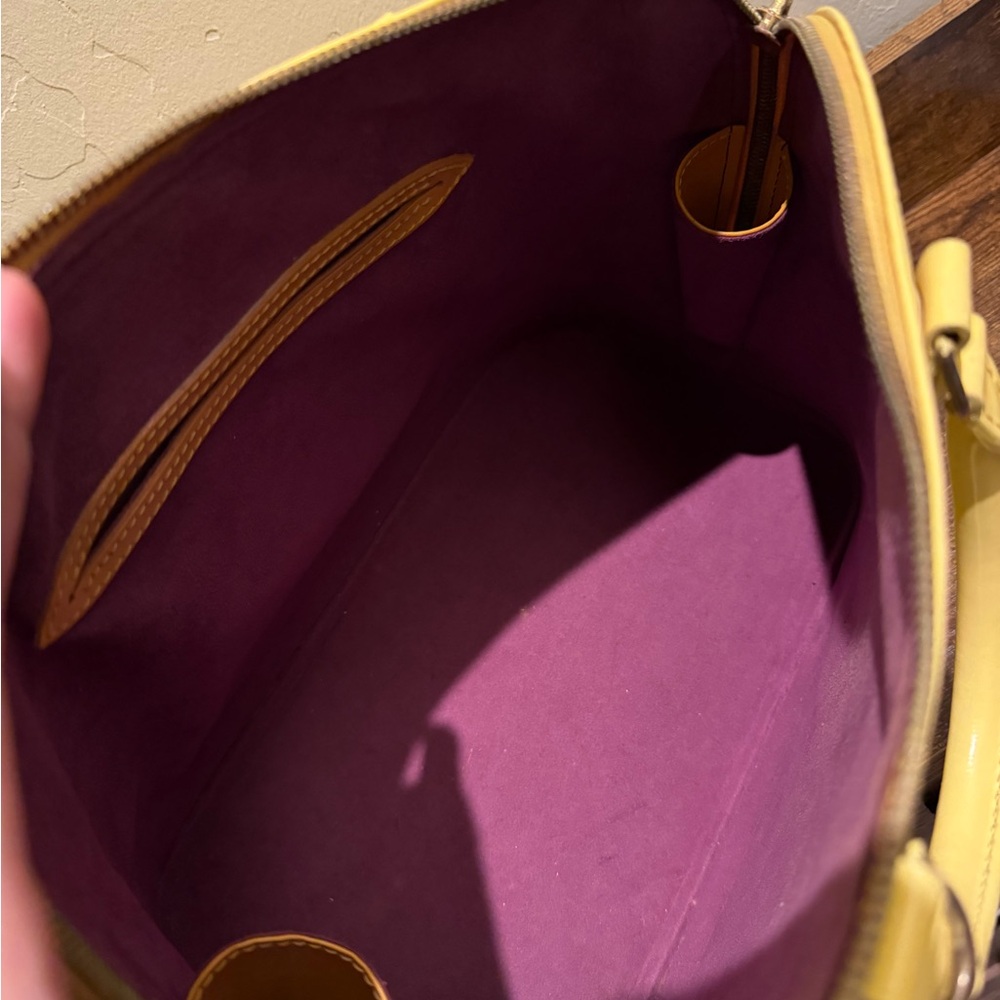 Louis Vuitton Alma with lock and key - Picture 9 of 13